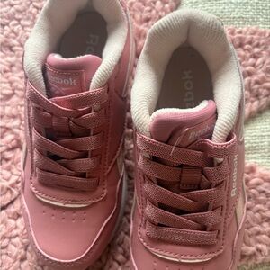Reebok Kids Sneakers in Pink and Cream